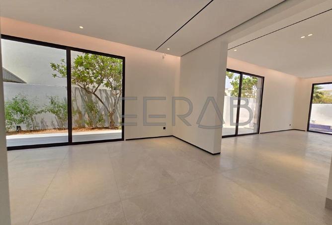 106410603 - Property Image 3