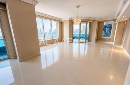 Apartment - 3 Bedrooms - 5 Bathrooms for rent in Blue Tower - Al Majaz 3 - Al Majaz - Sharjah