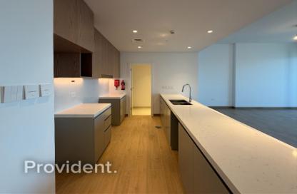 Apartment - 3 Bedrooms - 4 Bathrooms for rent in Le Ciel - La Mer - Jumeirah - Dubai