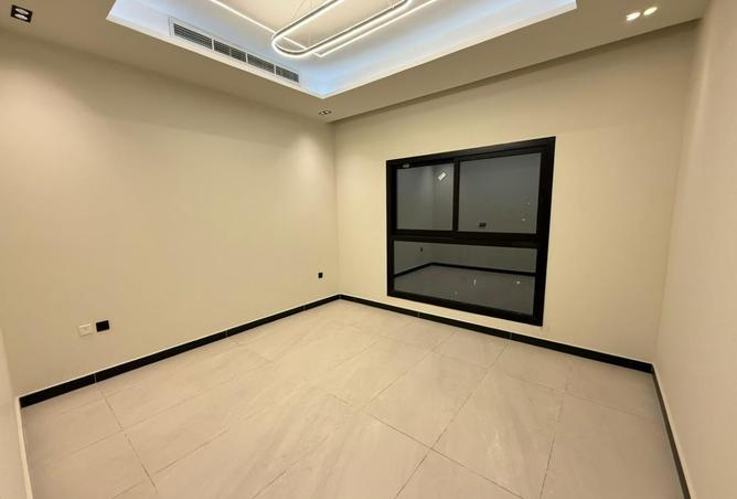 132486633 - Property Image 3
