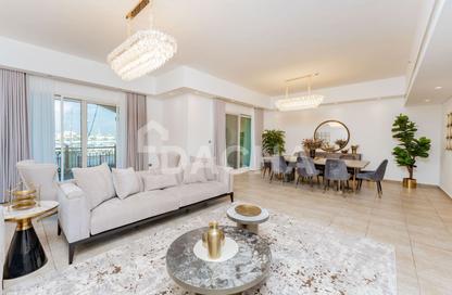 Apartment - 2 - 4 for sale in Marina Residences 5 - Marina Residences - Palm Jumeirah - Dubai