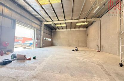 Warehouse - Studio - 1 for rent in Al Quoz Industrial Area 3 - Al Quoz Industrial Area - Al Quoz - Dubai Warehouse - Studio - 1 for rent in Al Quoz Industrial Area 3 - Al Quoz Industrial Area - Al Quoz - Dubai
