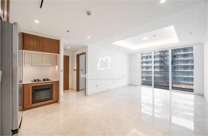 Apartment - 1 Bedroom - 1 Bathroom for sale in Palace Beach Residence Tower 2 - Palace Beach Residence - EMAAR Beachfront - Dubai Harbour - Dubai