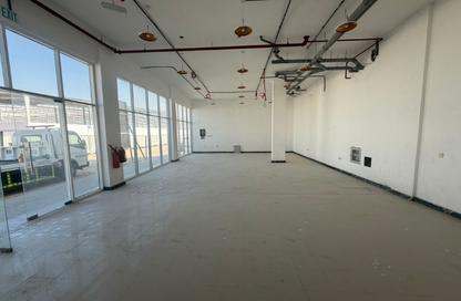 Warehouse - Studio - 5 Bathrooms for rent in Ali Mousa Building - Al Sajaa Industrial - Al Sajaa - Sharjah