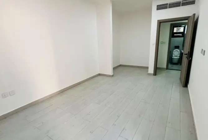 160990619 - Property Image 3