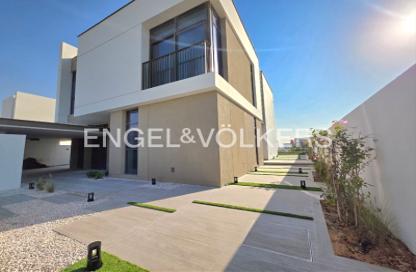 Villa - 4 Bedrooms - 6 Bathrooms for rent in Tilal Al Furjan - Al Furjan - Dubai
