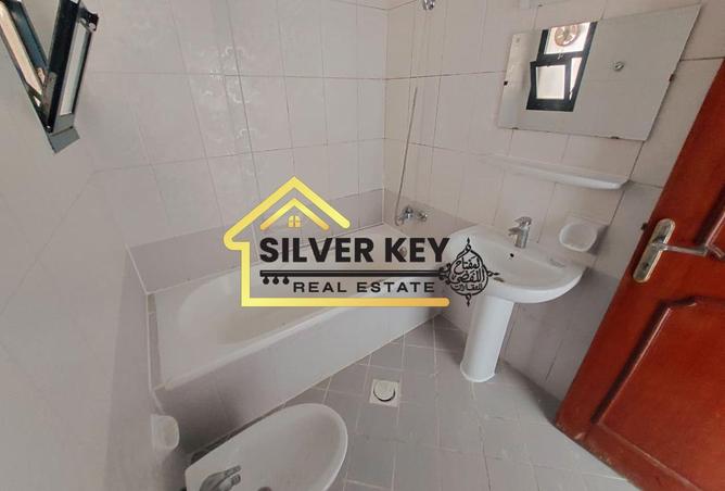 128833645 - Property Image 3