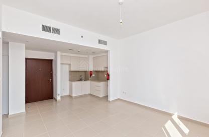 Apartment - 1 Bedroom - 1 Bathroom for sale in Hayat Boulevard 1B - Hayat Boulevard 1 - Hayat Boulevard - Town Square - Dubai