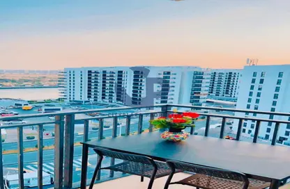 Apartment - 1 Bedroom - 2 Bathrooms for sale in Waters Edge - Yas Island - Abu Dhabi