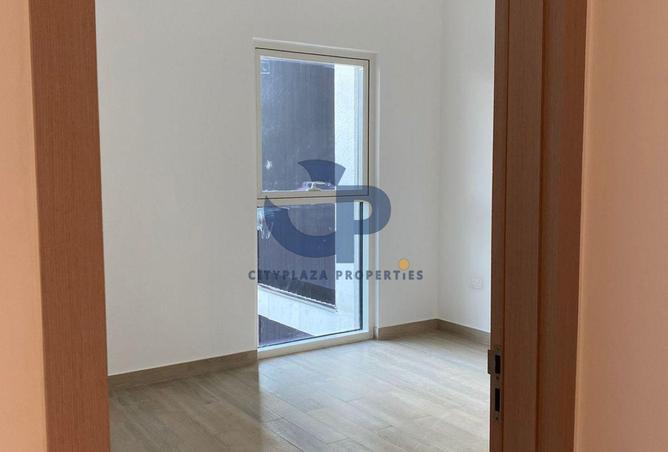 64427685 - صورة العقار 2