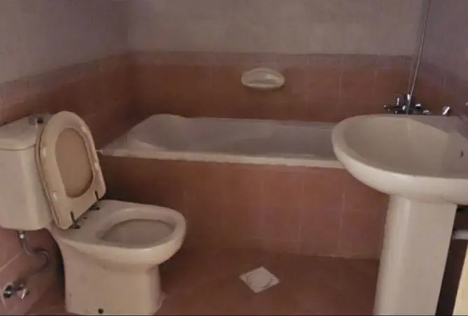 162800590 - Property Image 2