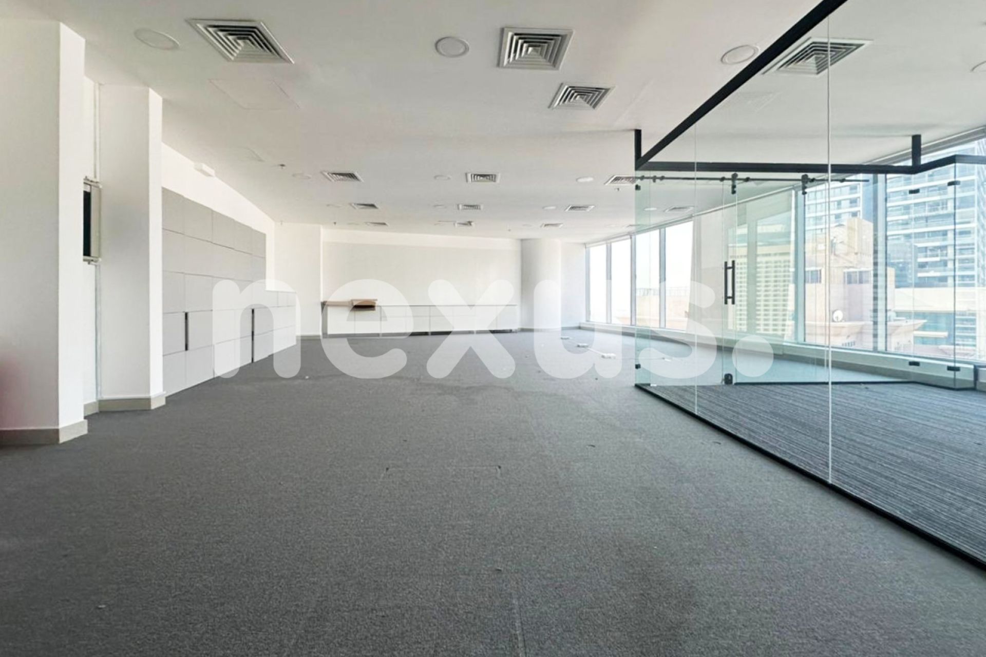 COMMUNITY VIEW | VACANT | PRIME LOCATION |12 CHEQS