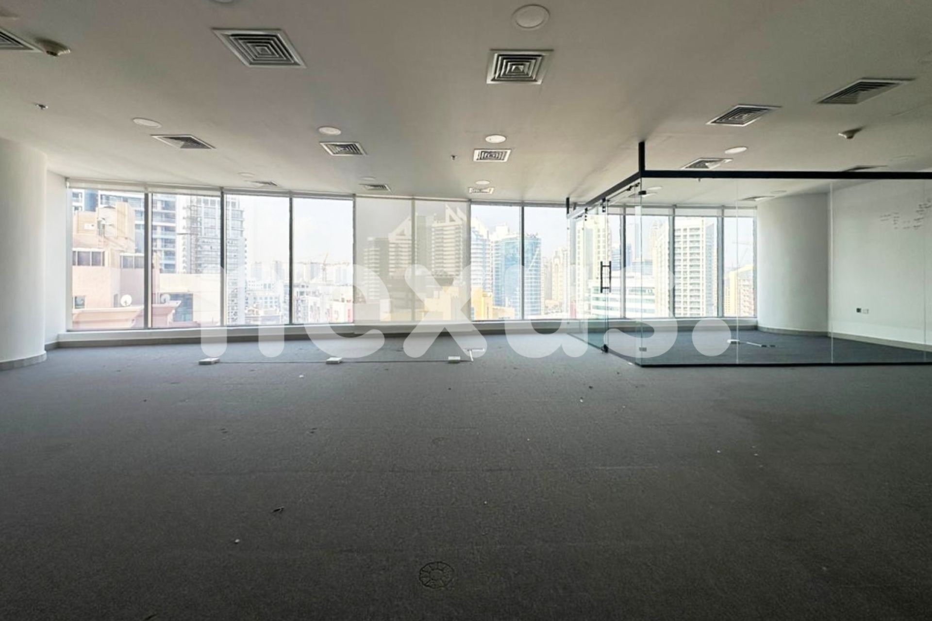 COMMUNITY VIEW | VACANT | PRIME LOCATION |12 CHEQS