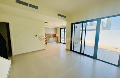 Villa - 4 Bedrooms - 4 Bathrooms for rent in Greenviews 2 - EMAAR South - Dubai South (Dubai World Central) - Dubai