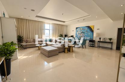 Apartment - 3 - 4 for rent in Emerald - Tiara Residences - Palm Jumeirah - Dubai