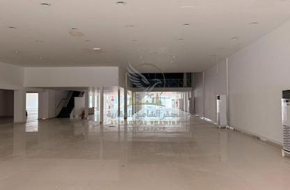 Show Room - Studio - 4 Bathrooms for rent in Industrial Area 4 - Sharjah Industrial Area - Sharjah