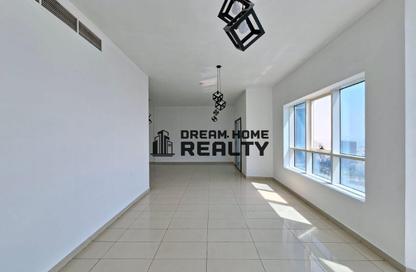 Apartment - 2 - 3 for rent in Palm Tower 3 - Palm Towers - Al Majaz - Sharjah