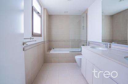 Townhouse - 3 Bedrooms - 3 Bathrooms for rent in Noor Townhouses - Town Square - Dubai