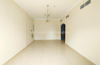 Apartment - 3 Bedrooms - 3 Bathrooms for rent in New Al Taawun Road - Al Taawun - Sharjah
