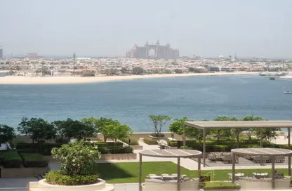 شقة - غرفة نوم - 2 حمامات للايجار في برج Marina Vista 2 - مارينا فيستا - إعمار بيتشفرونت - دبي هاربور - دبي