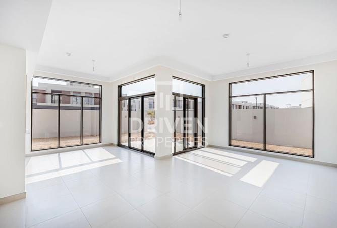 65164095 - Property Main Image