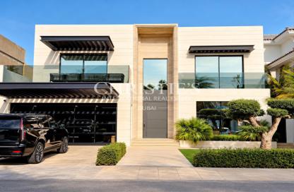 Villa - 5 - 6 for sale in Garden Homes Frond M - Garden Homes - Palm Jumeirah - Dubai