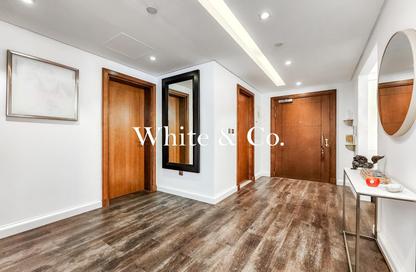 Apartment - 2 Bedrooms - 3 Bathrooms for rent in Marina Residences 6 - Marina Residences - Palm Jumeirah - Dubai