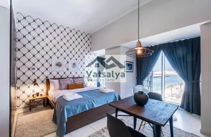 Apartment - Studio - 1 Bathroom for rent in Cayan Tower - Dubai Marina - Dubai