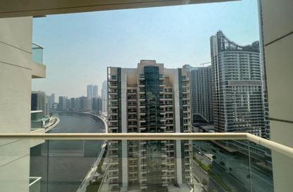 Apartment - 1 Bedroom - 2 Bathrooms for rent in Mayfair Residency - Business Bay - Dubai