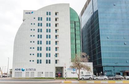 Office Space - Studio - 1 for rent in Six Towers Complex Al Bateen - Al Bateen - Abu Dhabi