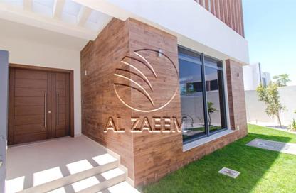 Villa - 5 Bedrooms - 7 Bathrooms for rent in West Yas - Yas Island - Abu Dhabi Villa - 5 Bedrooms - 7 Bathrooms for rent in West Yas - Yas Island - Abu Dhabi
