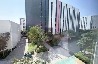 شقة - غرفة نوم - 2 حمامات للايجار في ذا لينك - إيست فييليدج - الجادة - الشارقة