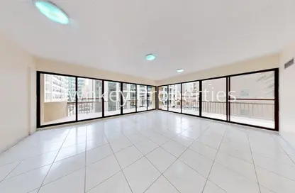 شقة - 3 غرف نوم - 2 حمامات للايجار في 1 غولدن ساندز - منخول - بر دبي - دبي