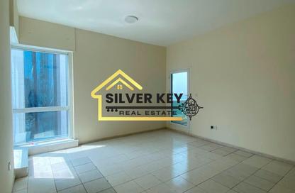 Apartment - 3 Bedrooms - 3 Bathrooms for rent in Al Wahda Building - Al Majaz 2 - Al Majaz - Sharjah Apartment - 3 Bedrooms - 3 Bathrooms for rent in Al Wahda Building - Al Majaz 2 - Al Majaz - Sharjah