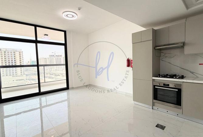 122462080 - Property Image 3