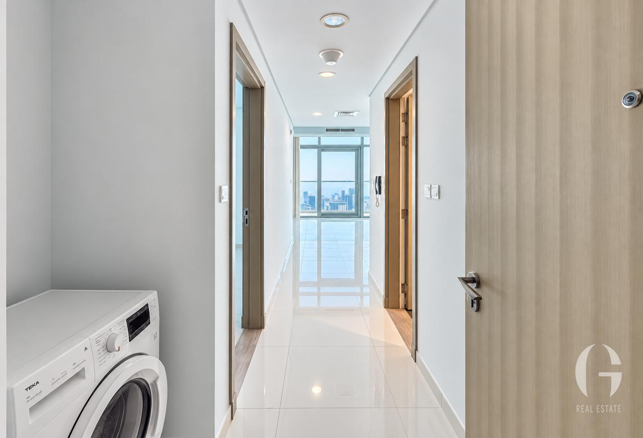 High Floor | Vacant | Fully Furnished | Spacious photo 6
