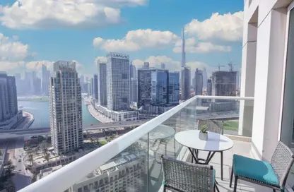 Apartment - 1 Bedroom - 1 Bathroom for sale in Mayfair Tower - Business Bay - Dubai