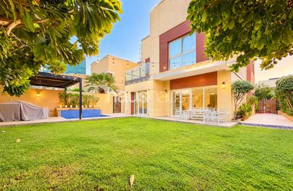 Villa - 4 - 5 for sale in Villa Lantana 1 - Villa Lantana - Dubai Science Park - Dubai