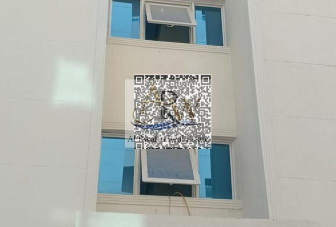 72723449 - Property Main Image