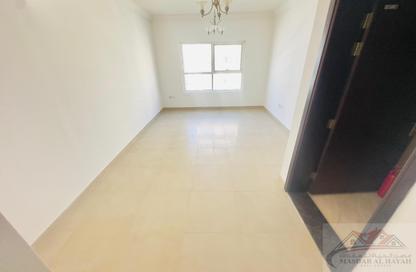 عمارة بالكامل - 2 - 3 للبيع في شارع 20 ​ - النهدة - الشارقة