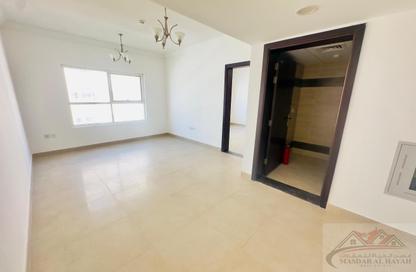 عمارة بالكامل - 2 - 3 للبيع في شارع 20 ​ - النهدة - الشارقة