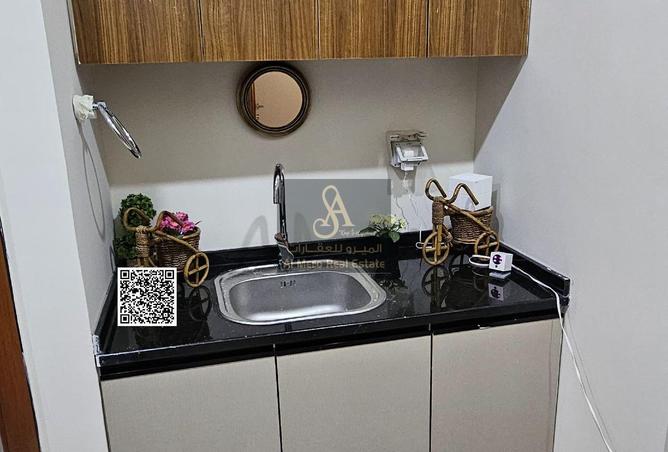 71100071 - Property Image 2