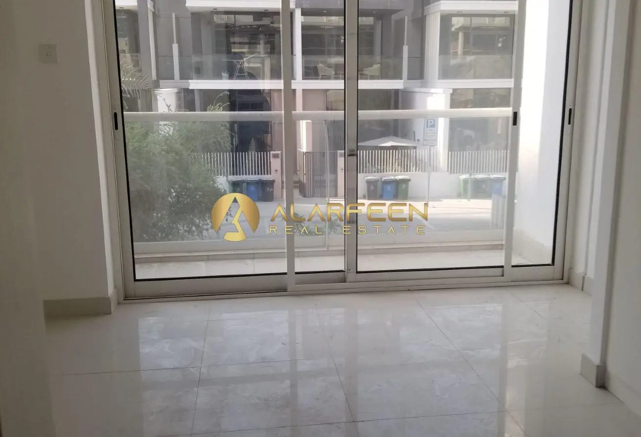 165585984 - Property Main Image