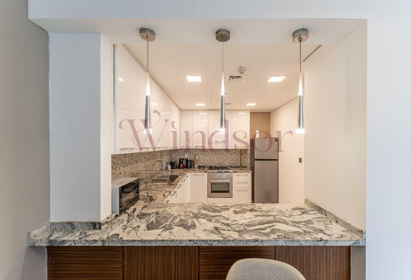 Low Floor | Furnished | Open Kitchen photo 8