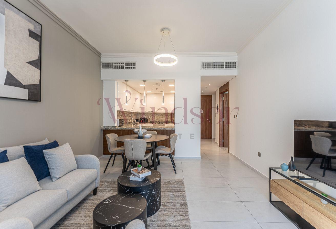 Low Floor | Furnished | Open Kitchen photo 3