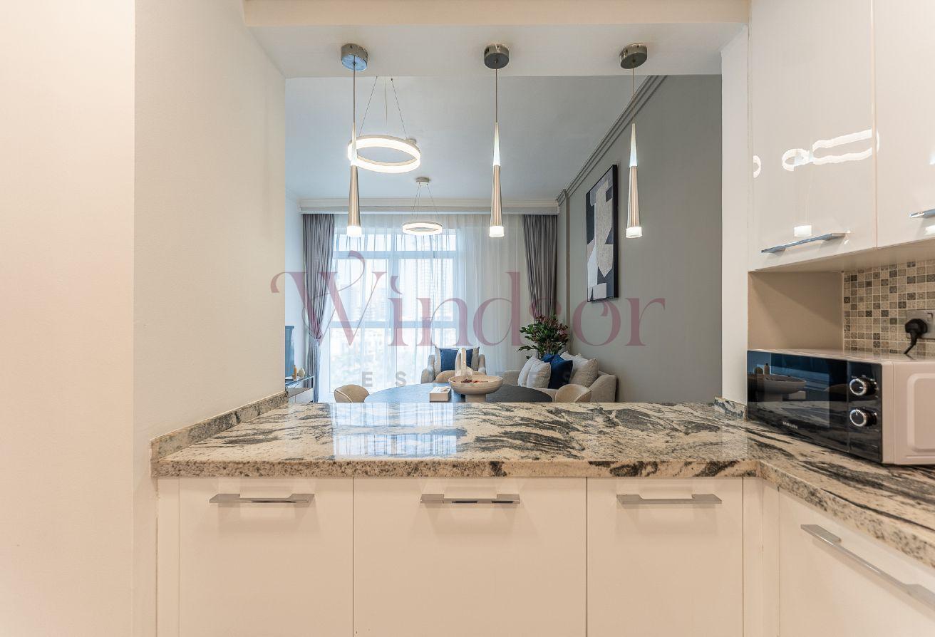 Low Floor | Furnished | Open Kitchen photo 9