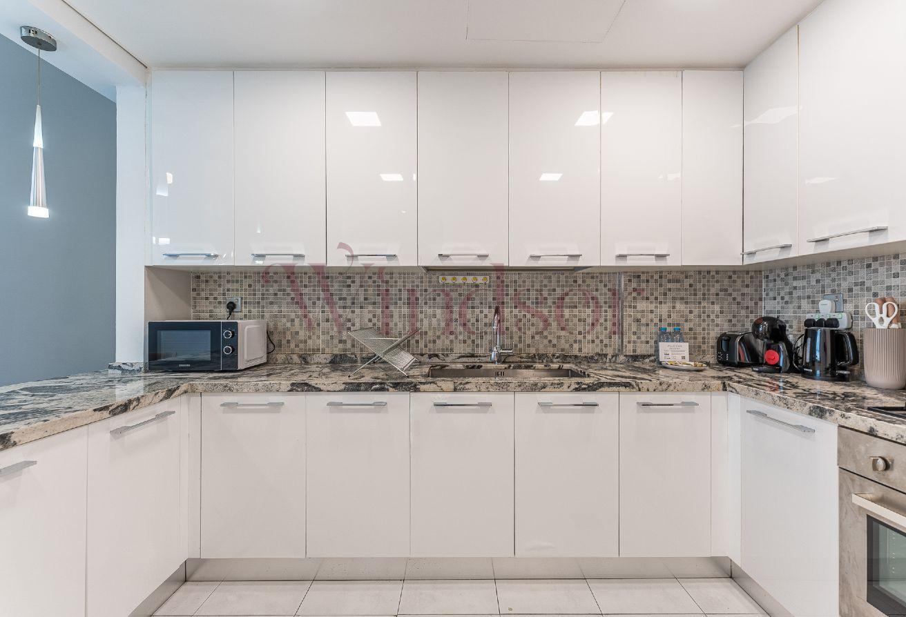 Low Floor | Furnished | Open Kitchen photo 10