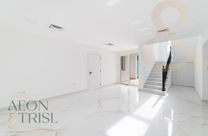 Villa - 5 Bedrooms - 6 Bathrooms for rent in Al Quoz 4 Villas - Al Quoz 4 - Al Quoz - Dubai