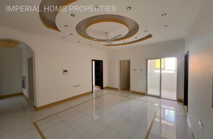 Apartment - 2 Bedrooms - 3 Bathrooms for rent in Al Jurf 2 - Al Jurf - Ajman Downtown - Ajman