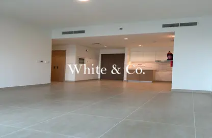 Apartment - 2 Bedrooms - 2 Bathrooms for rent in Seagate Building 3 - Seagate - Mina Rashid - Dubai